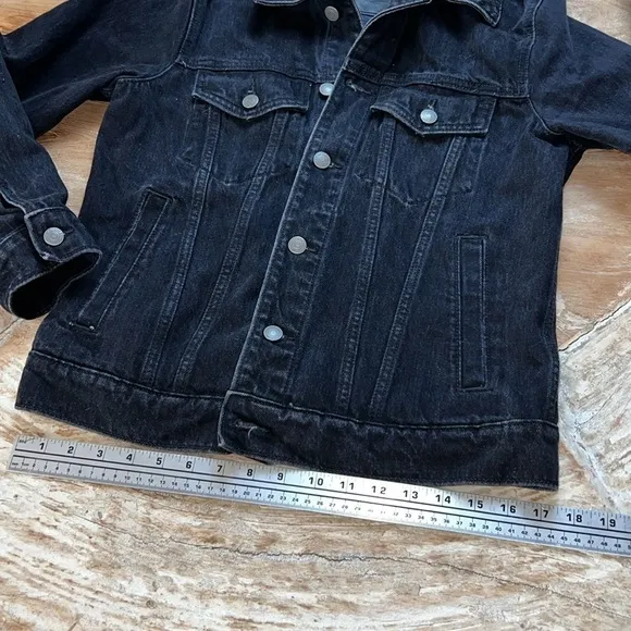 ABERCROMBIE &amp; FITCH Black Denim Jacket Medium Trucker Jean, Size XS