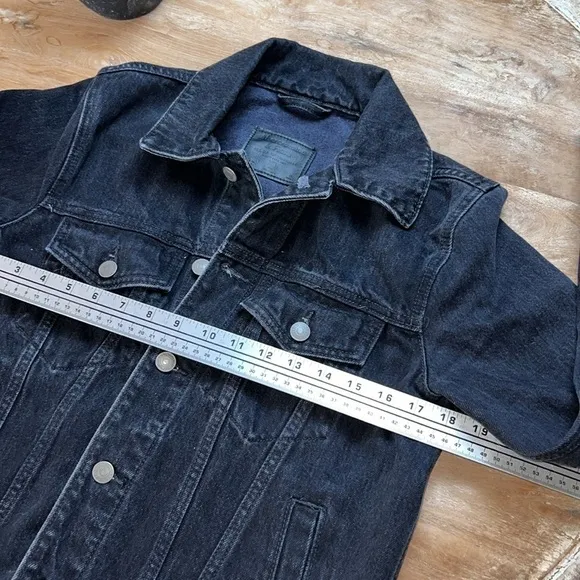 ABERCROMBIE &amp; FITCH Black Denim Jacket Medium Trucker Jean, Size XS
