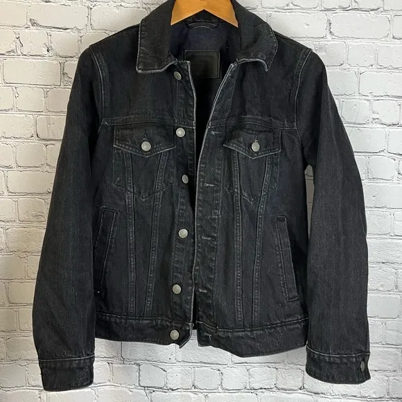 ABERCROMBIE &amp; FITCH Black Denim Jacket Medium Trucker Jean, Size XS