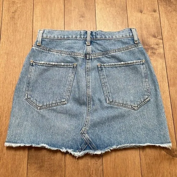 Agolde Quinn High Rise blue Denim Mini Skirt frayed hem buttons pockets sz 24