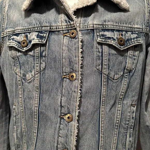 Articles of Society Women's Liz Fleece-Trim Denim Jean Jacket Size Medium