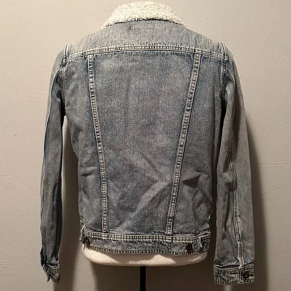 Articles of Society Women's Liz Fleece-Trim Denim Jean Jacket Size Medium