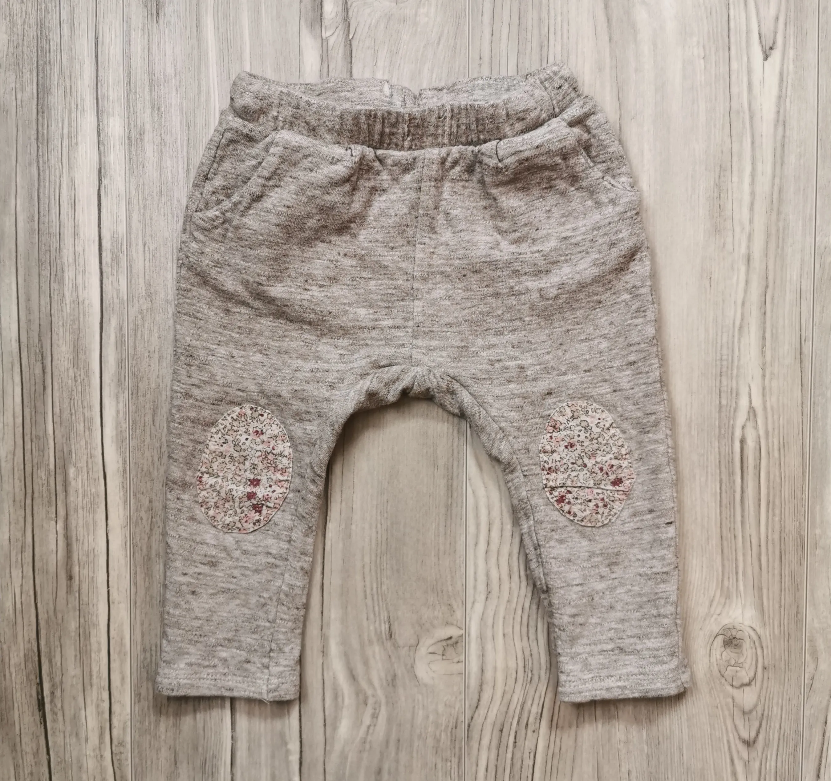BABY GIRL SIZE 6/9 MONTHS - 2 Piece Mix N Match Outfit VGUC B25