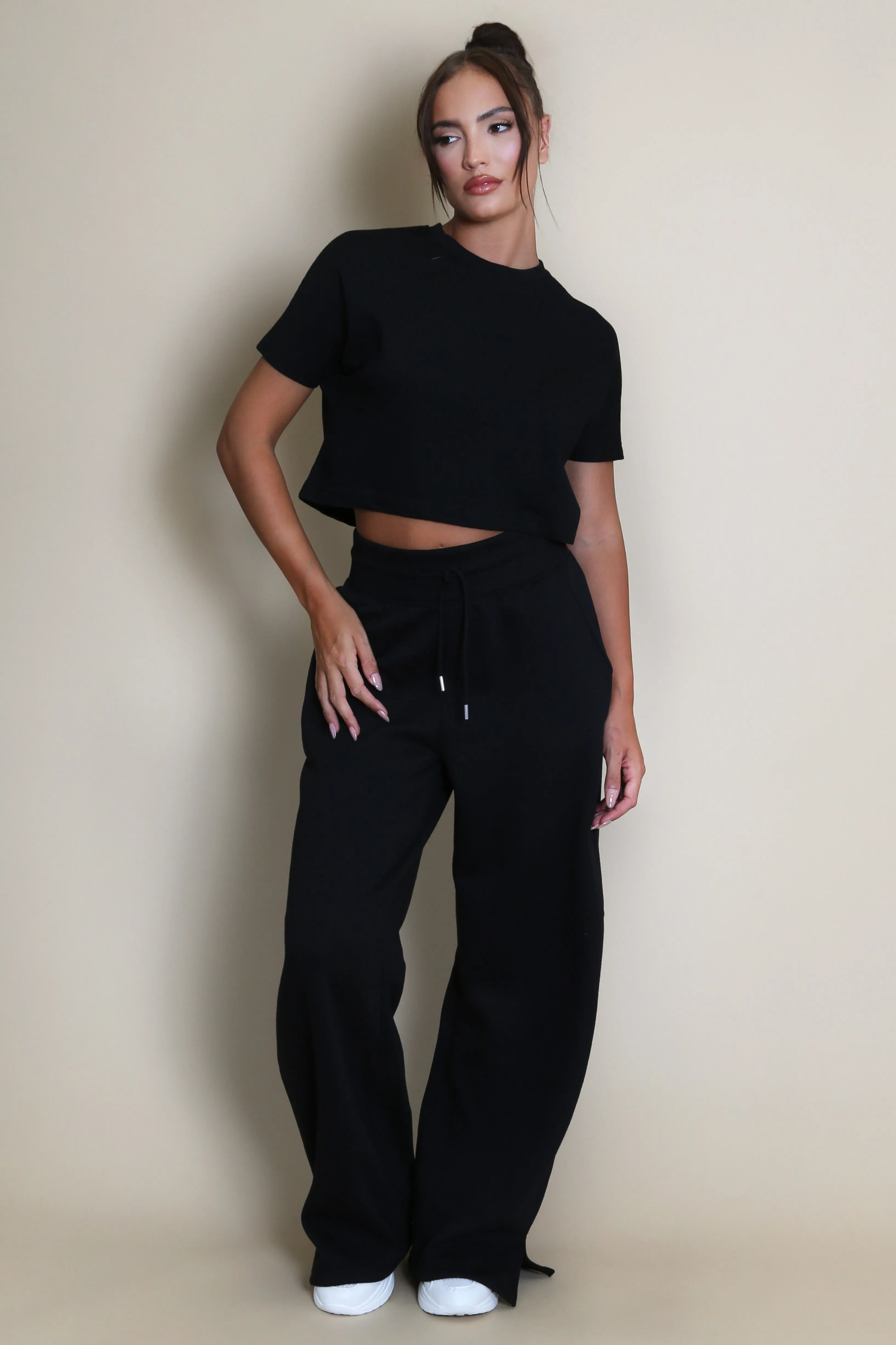 Black Basic Boxy Fit Cropped T-shirt