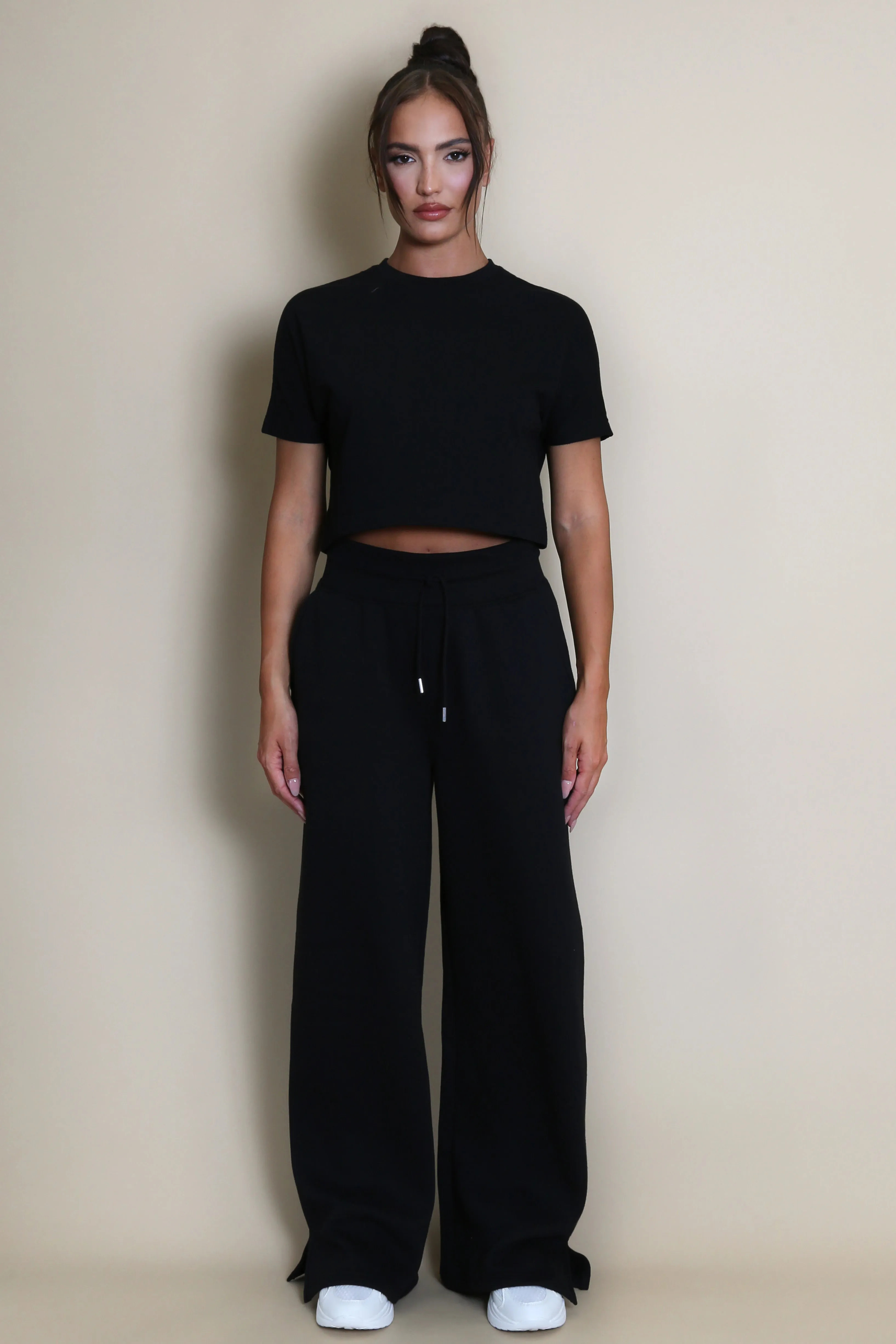 Black Basic Boxy Fit Cropped T-shirt