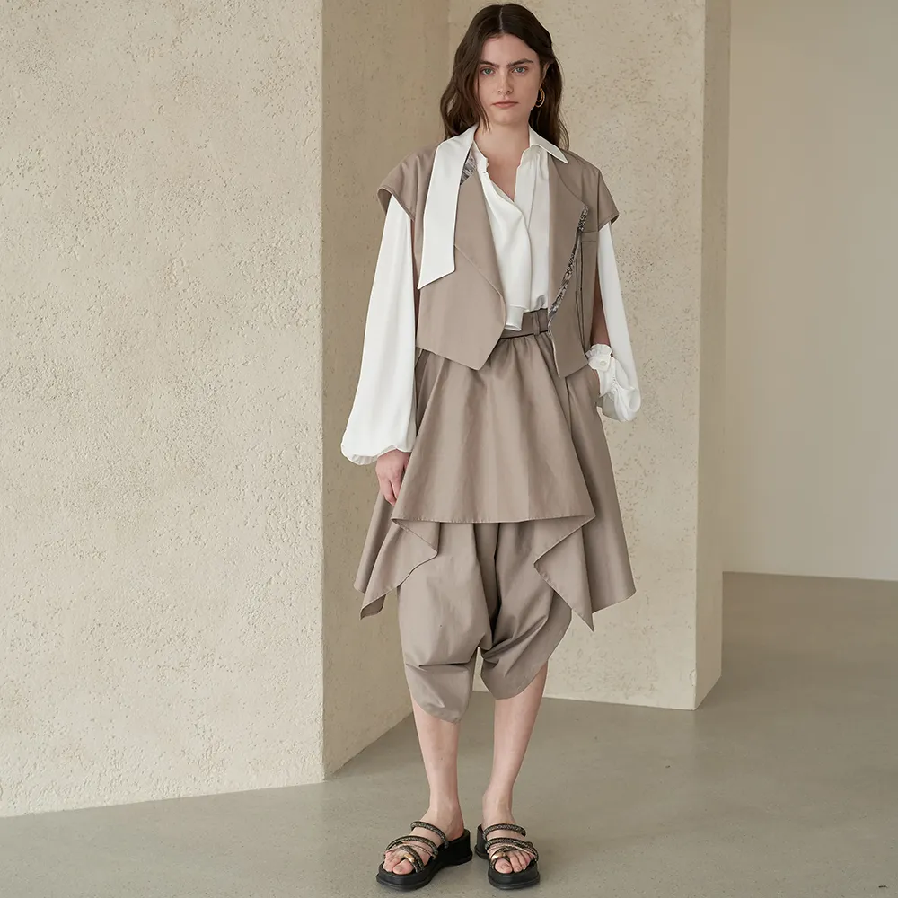 Black Beads Trimming Ruffle Layered Linen Harem Pants