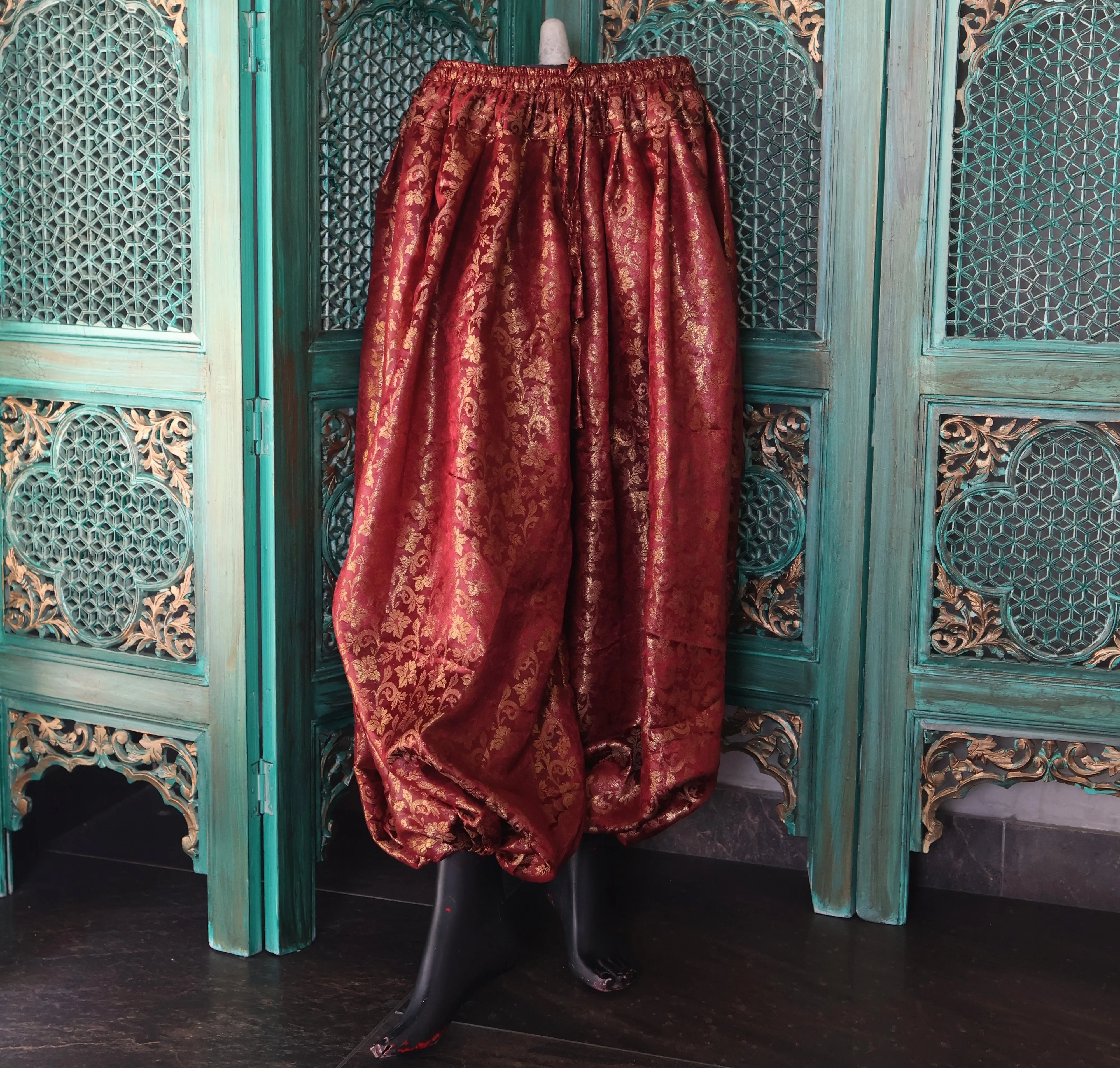 bloomer banarsi burgundy WS