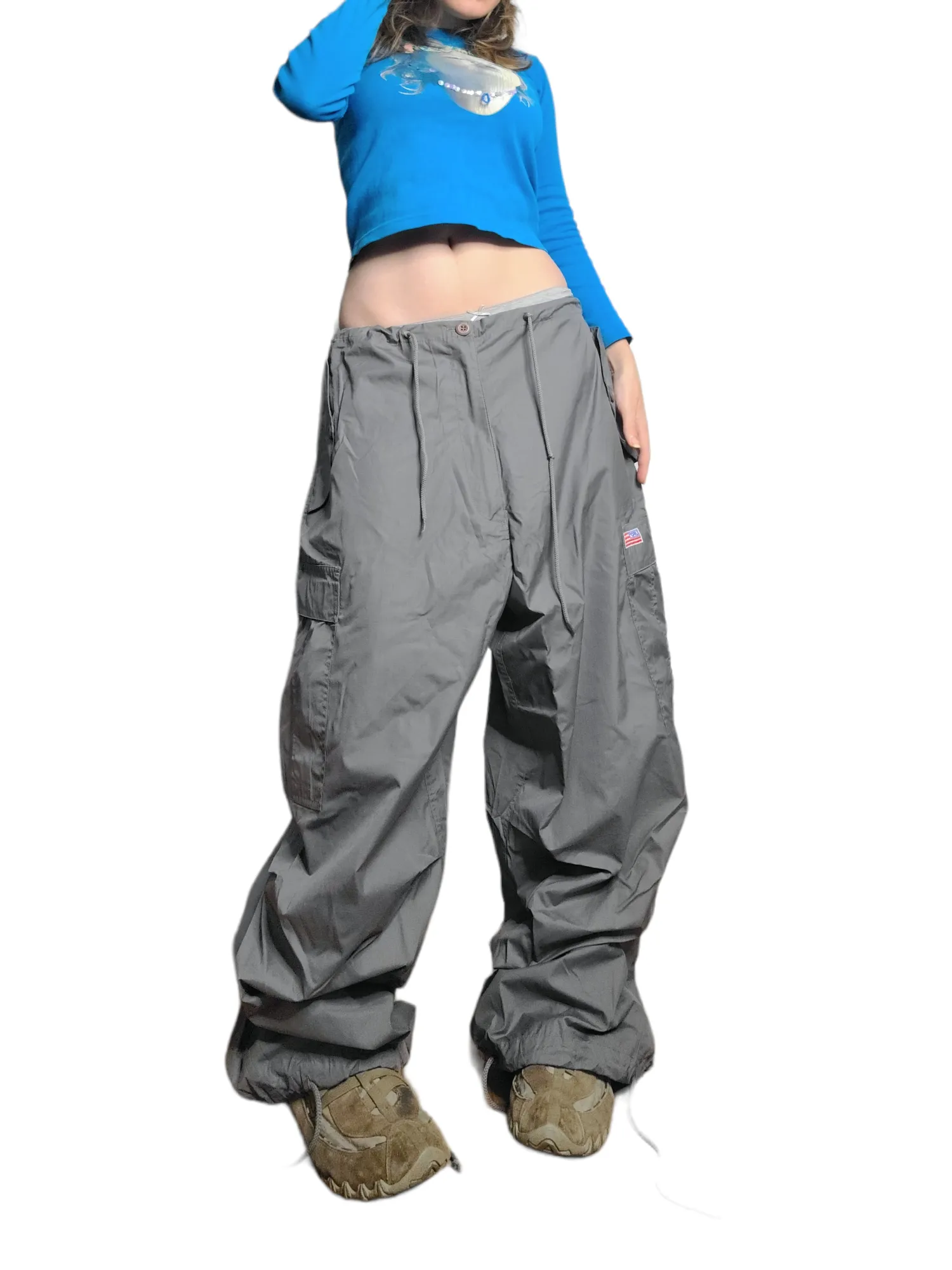 Cargo parachute gris
