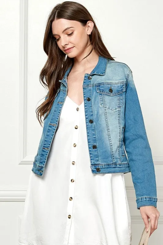 Classic Trucker Denim Jacket - Curvy