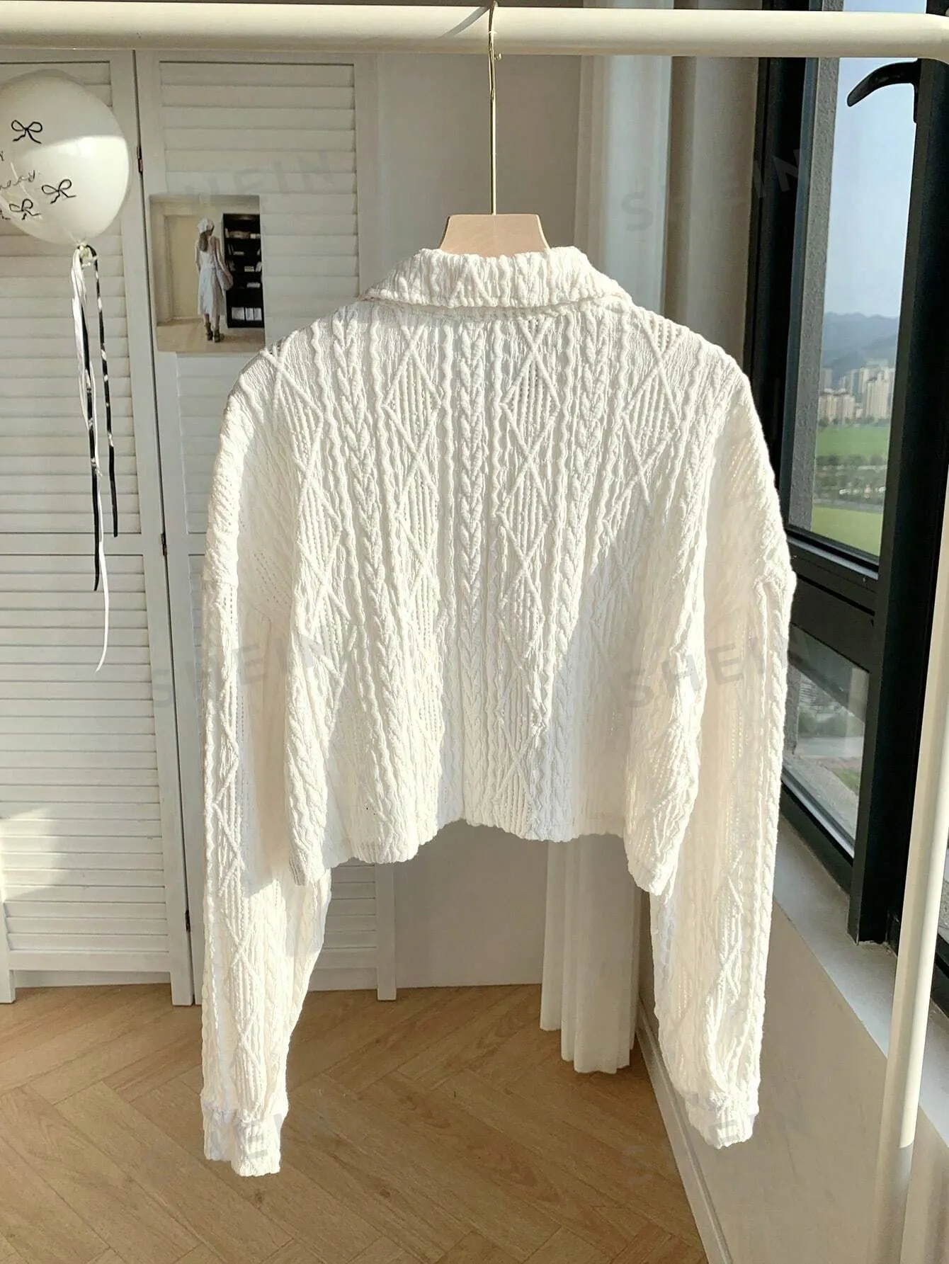 Comfortcana Women's White Knit Cropped Long Sleeve Blouse
