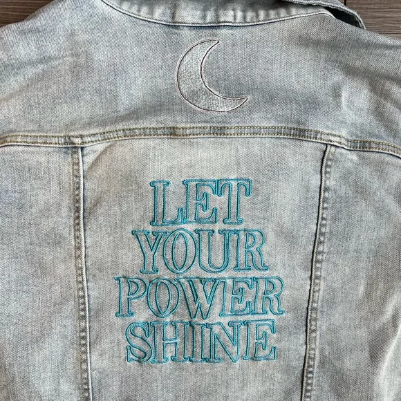 Disney Tangled Rapunzel Denim Jacket Let Your Power Shine Embroidered Size L
