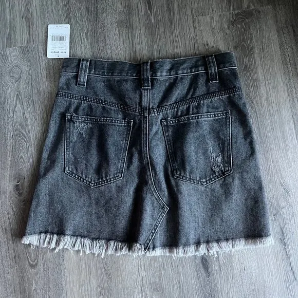 Free People Side Car Sanded Black Denim Raw Hem Mini Skirt 27 Women's New Fringe