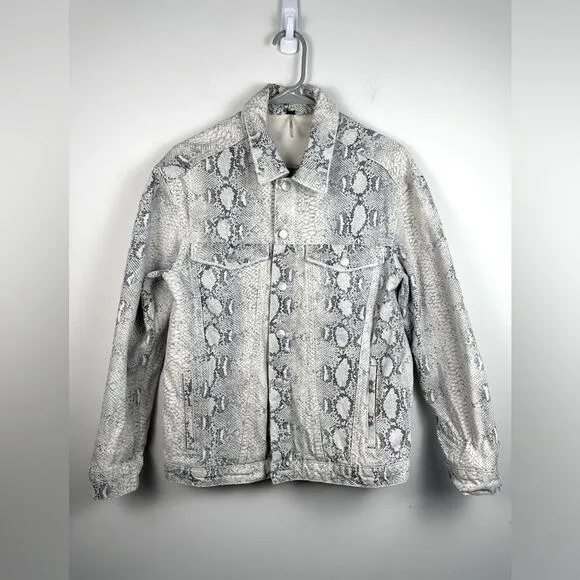 Free People Snakeskin Trucker Jacket Denim Printed Size Small EUC