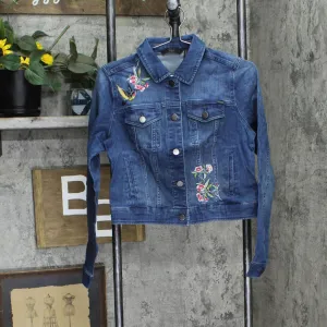 G.I.L.I Womens Embroidered Denim Trucker Jean Jacket 166df0b8a16c92 Blue Multi 2