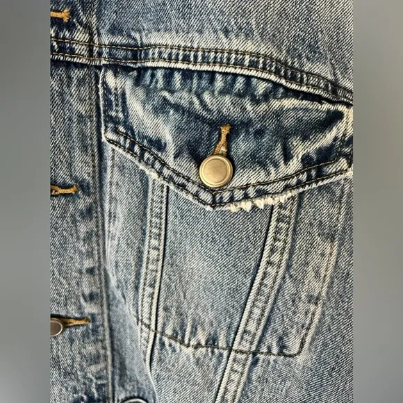 Good American shrunken trucker denim jean jacket semi distressed NWOT 2X women