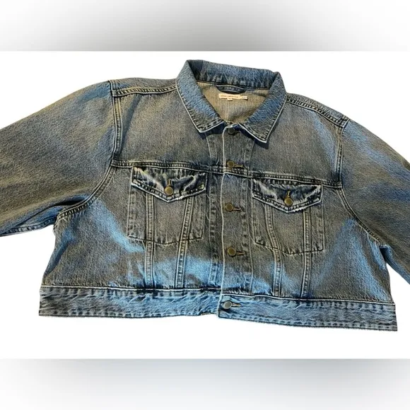 Good American shrunken trucker denim jean jacket semi distressed NWOT 2X women