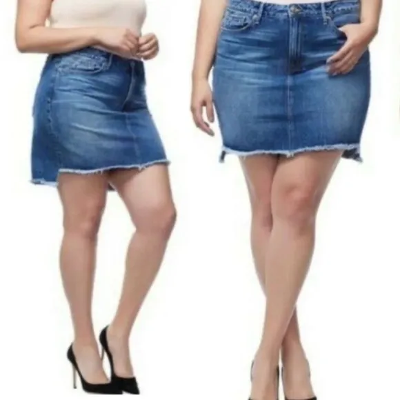 Good American The Stagger Denim Mini Skirt Sz 22 Blue172
