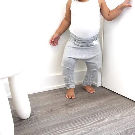 Grow with me pants | black *lyocell