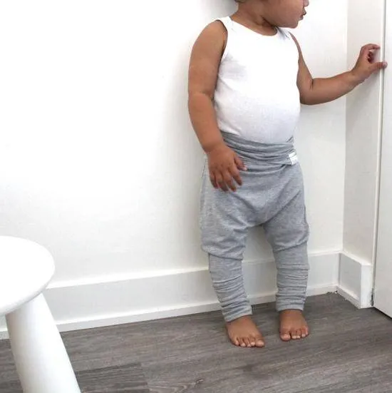 Grow with me pants | black *lyocell