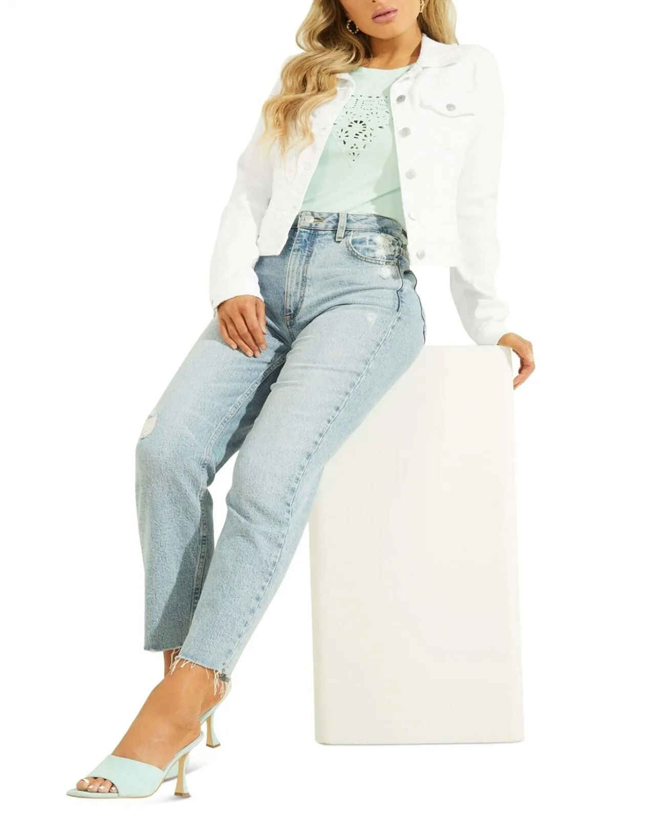 Guess Women's Denim Trucker Jacket W2GN0ED3AF5 Optic White S