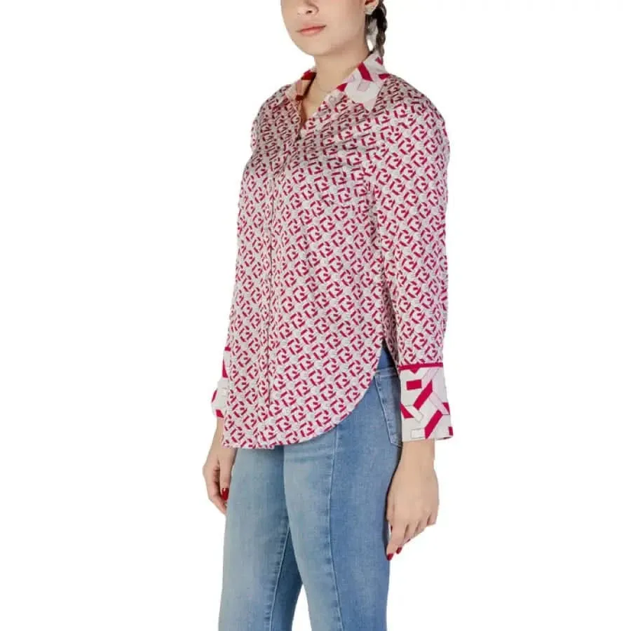 Guess Women's Pink Geometric V-Neck Long Sleeve Shirt
