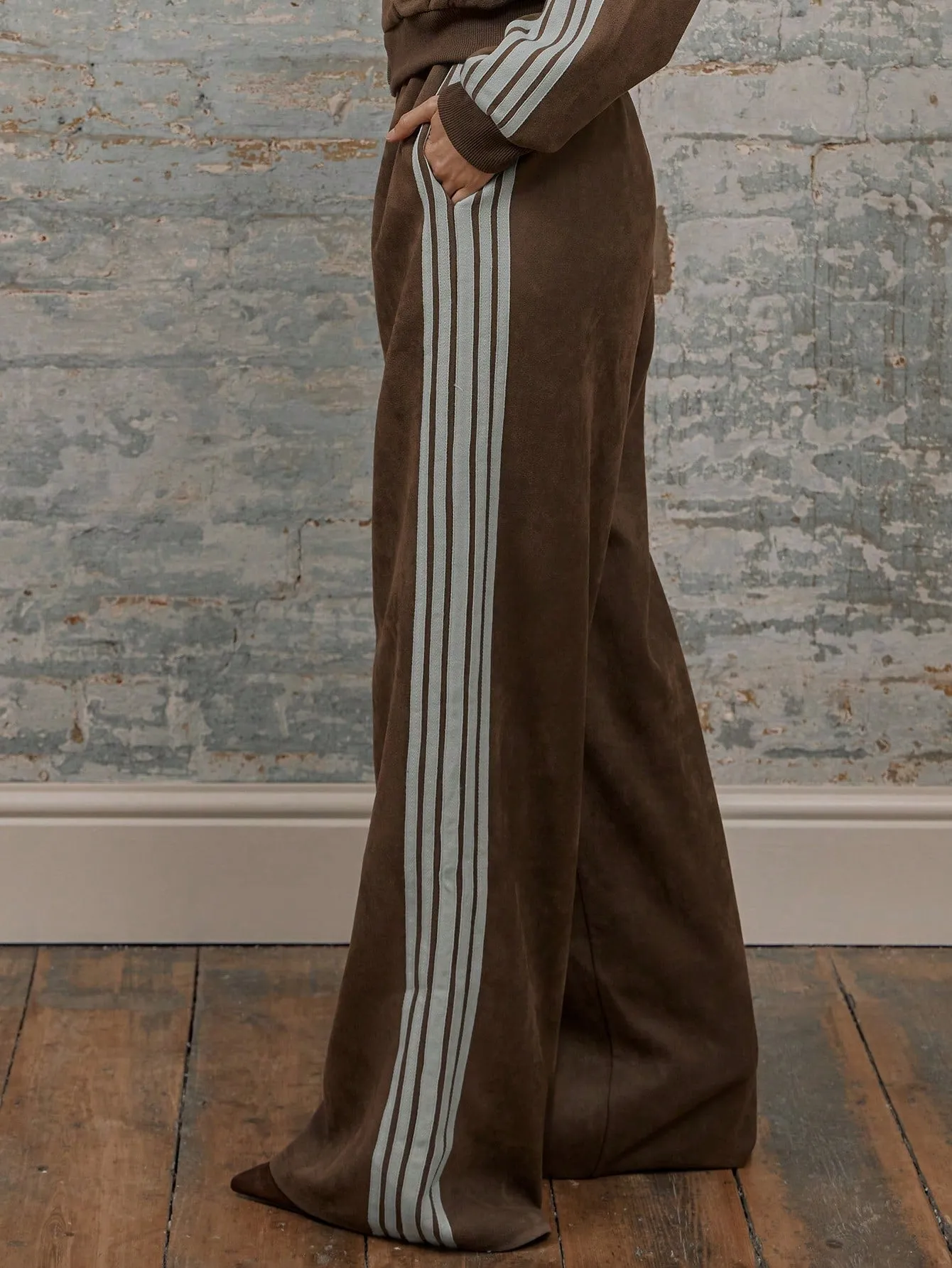 High-Rise Straight-Leg Track Pants | Comfortable & Stylish Joggers