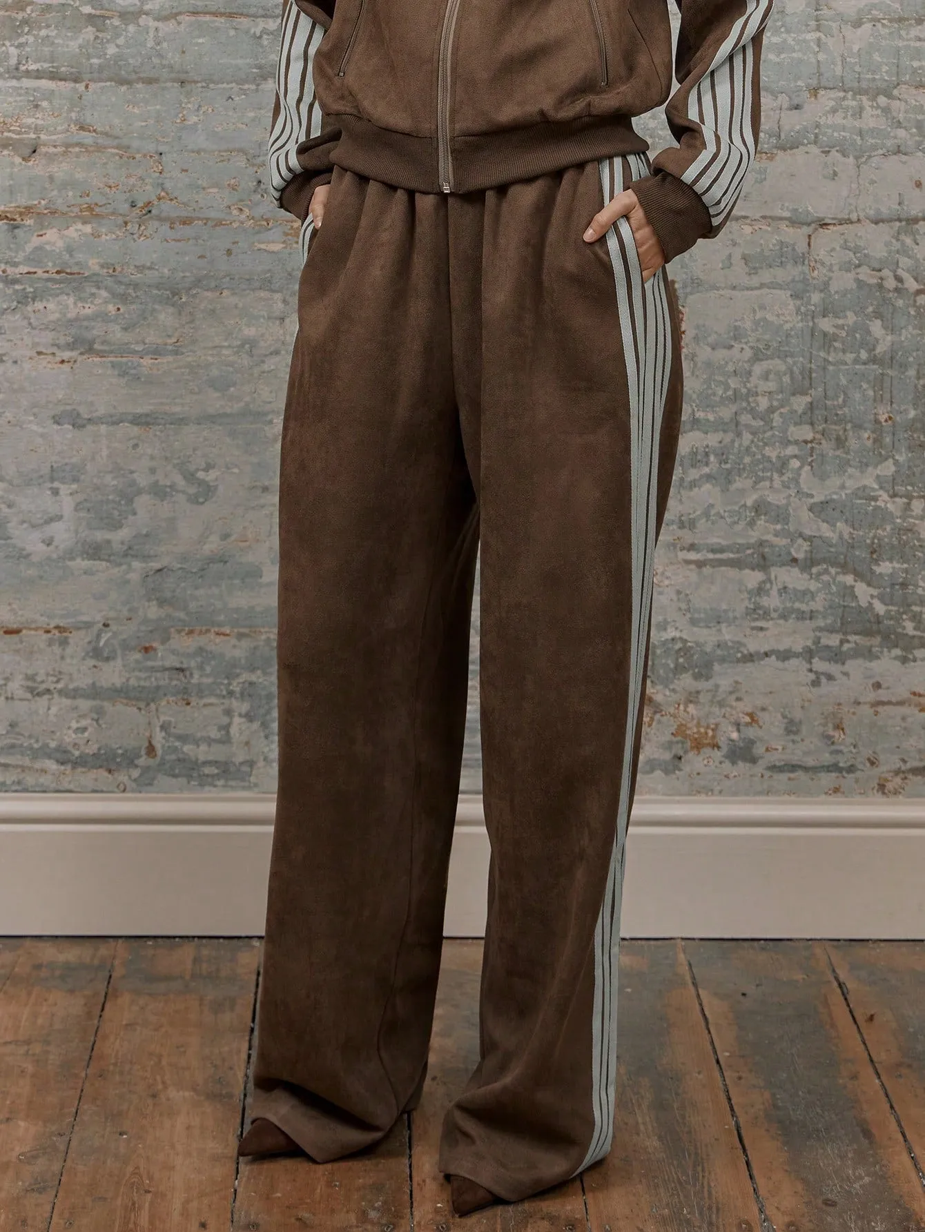 High-Rise Straight-Leg Track Pants | Comfortable & Stylish Joggers