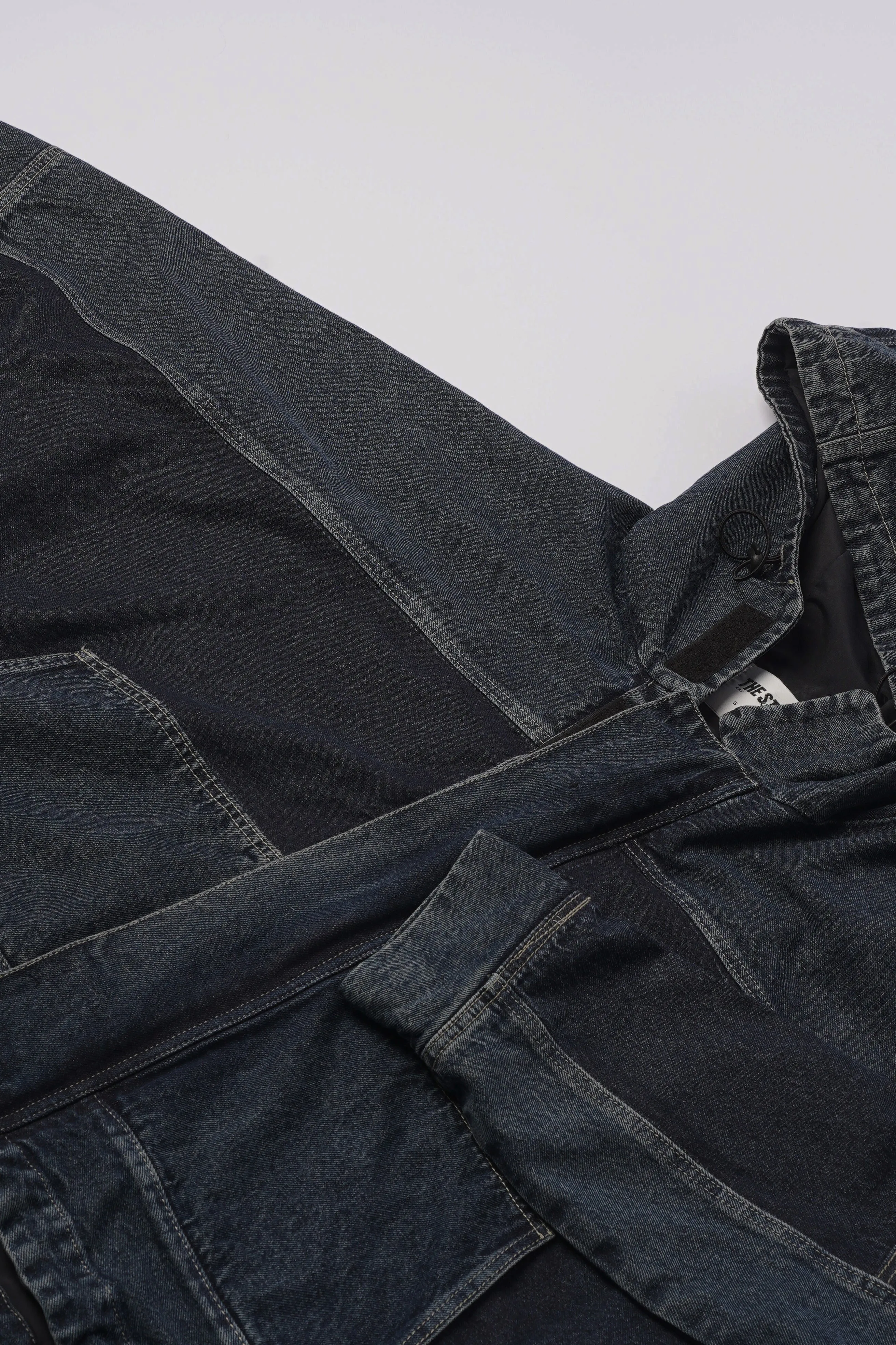 Hooded Trucker Jacket in Navy Blue
