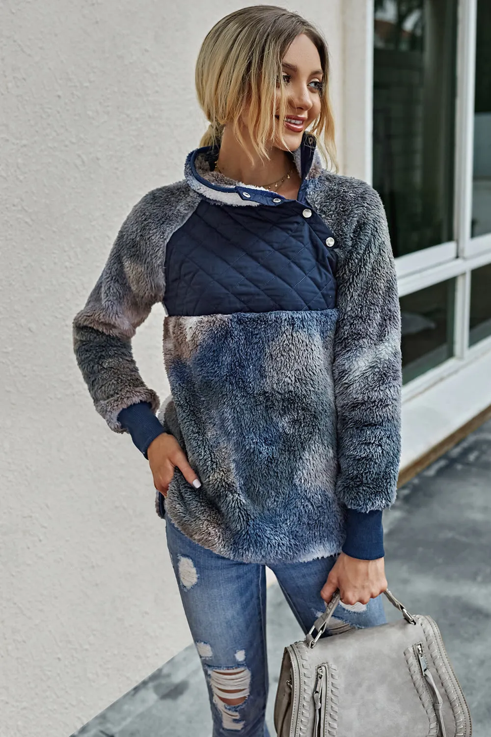 Hoodies with Wolffmode Batik Patchwork Design
