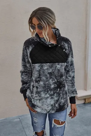 Hoodies with Wolffmode Batik Patchwork Design