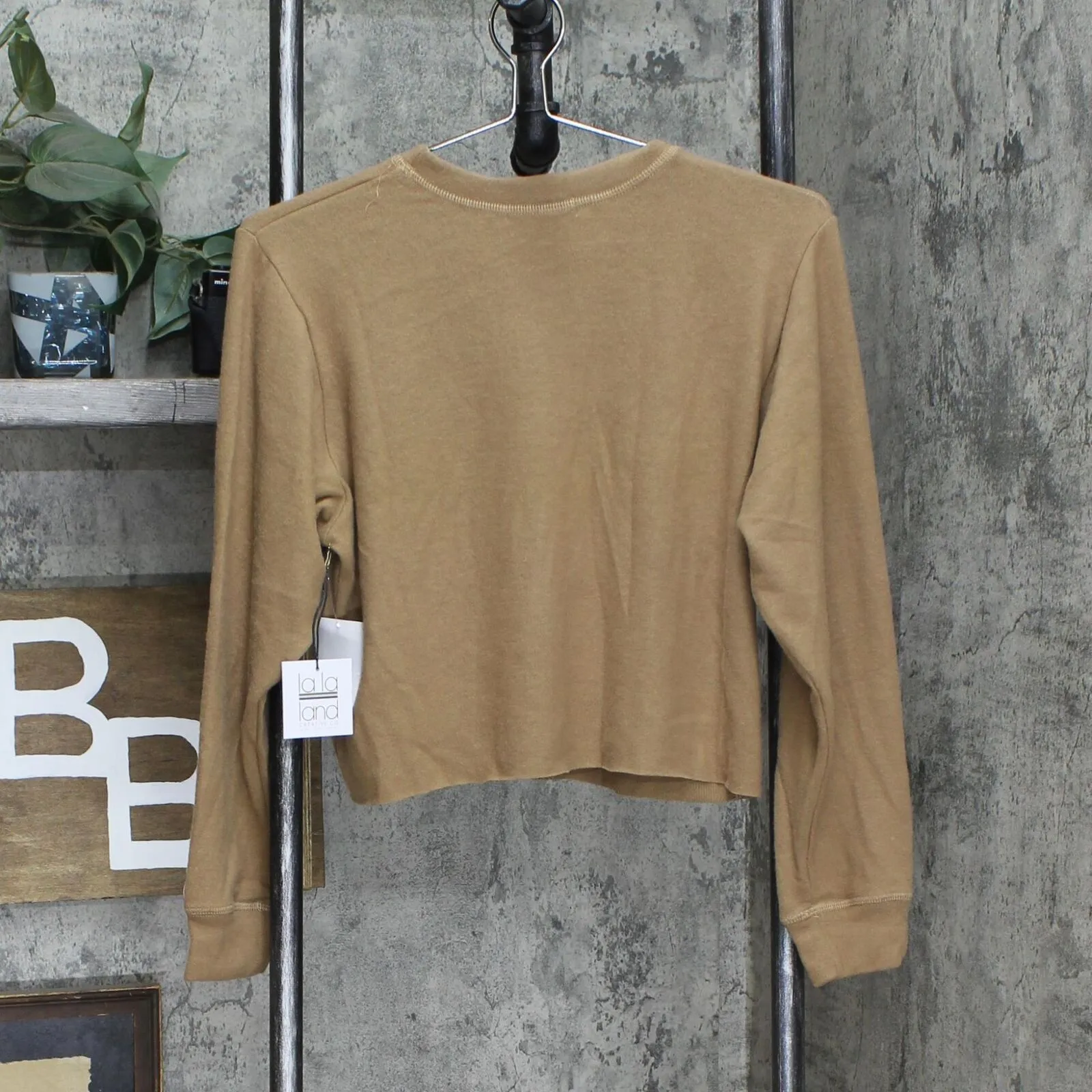 La La Land Creative Co Women's Brushed Knit Cropped Pullover Top