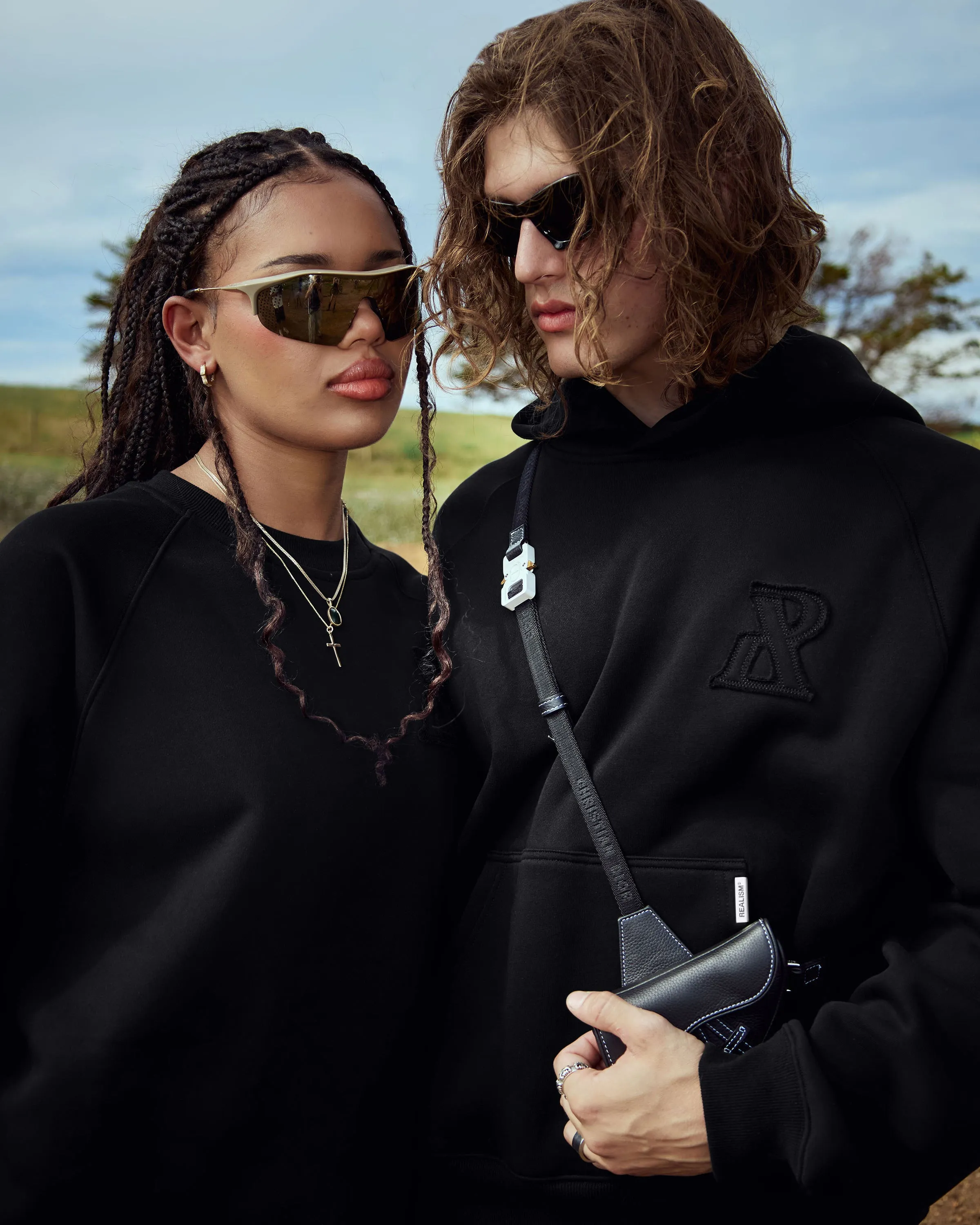 LEGACY HOODIE BLACK