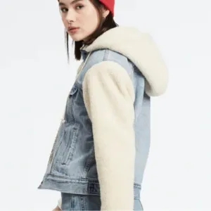 LEVI’S 90’s EX-BOYFRIEND SHERPA HOODED DENIM JEAN TRUCKER JACKET SMALL