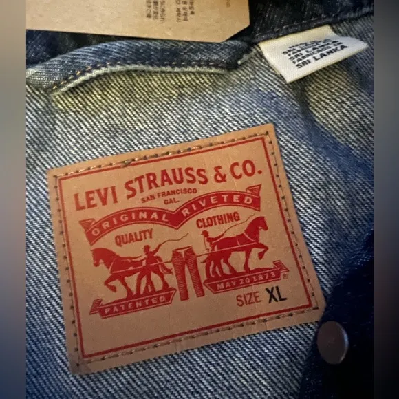 Levi's 90’s Trucker Style Jean Jacket