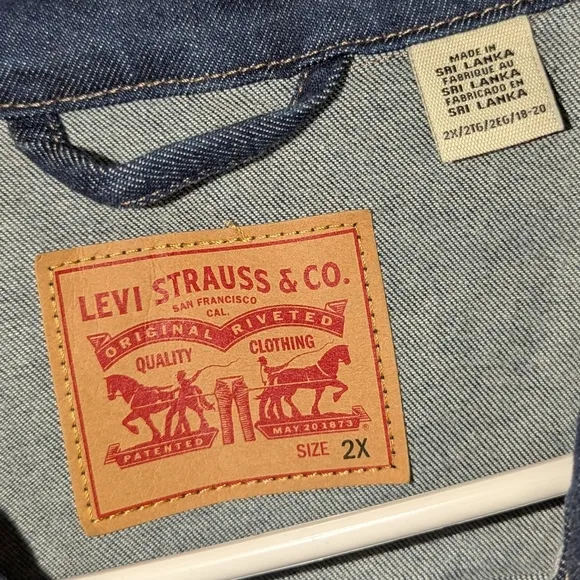 Levi's Original Unisex Trucker Dark Wash Blue Denim Jacket 2X