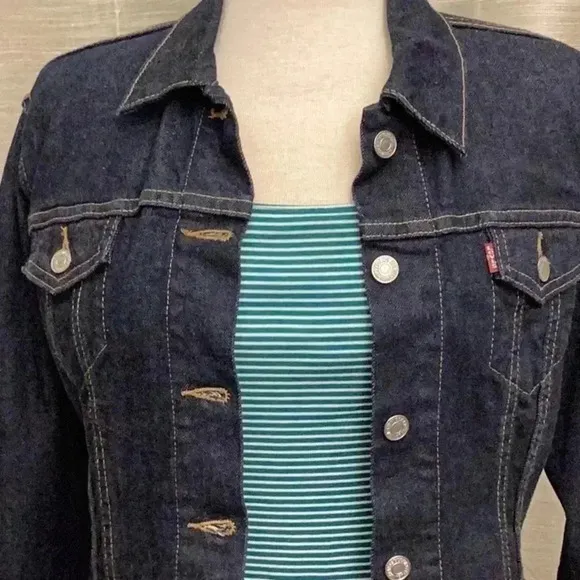 LEVI’S Trucker Denim Jacket- Darkwash