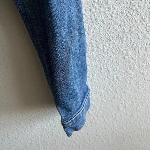 Levi's Women's Original Trucker Denim Jean Jacket Size M Style CW24183449