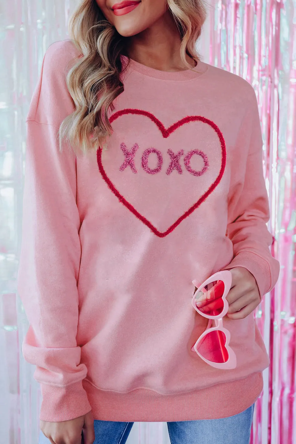 Light Pink xoxo Heart Graphic Pullover Sweatshirt