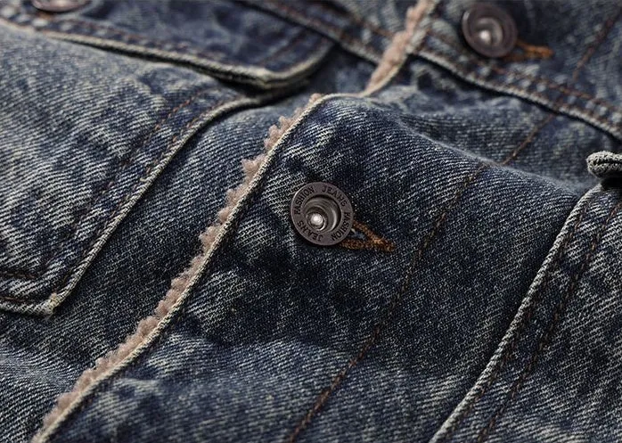 Men's Windproof Denim Jacket with Label Detailing and Button Front