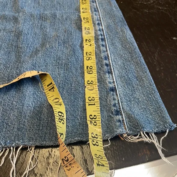Miss Me High Rise Flare Leg Raw Hem Denim Jeans Size 24.