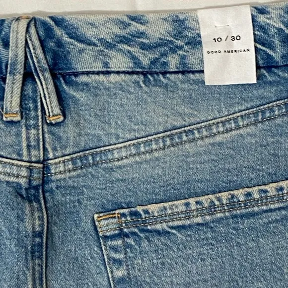 NWT Good American Micro Raw Hem Mini Skirt Size 10/30.