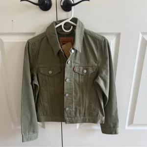NWT Levi Olive Trucker Denim Jacket Size S