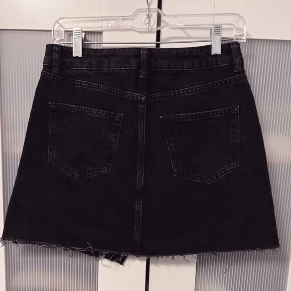 NWT Topshop High Waiste Charcoal Black Uneven Raw Hem Denim Skirt