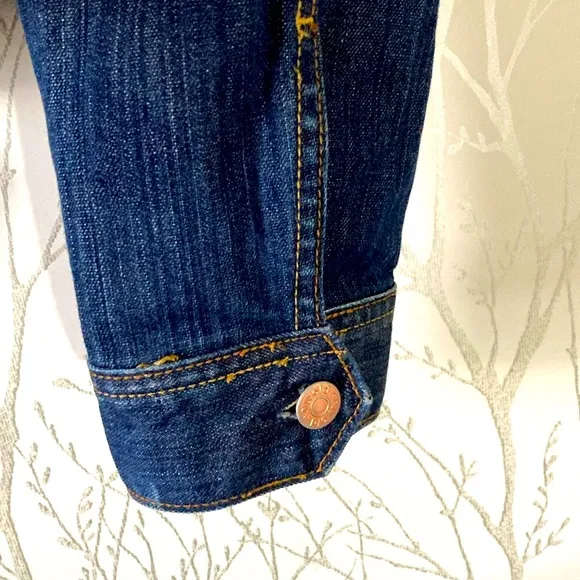 Old Navy Women’s Faded Trucker Stretch Cropped Denim Jean Jacket