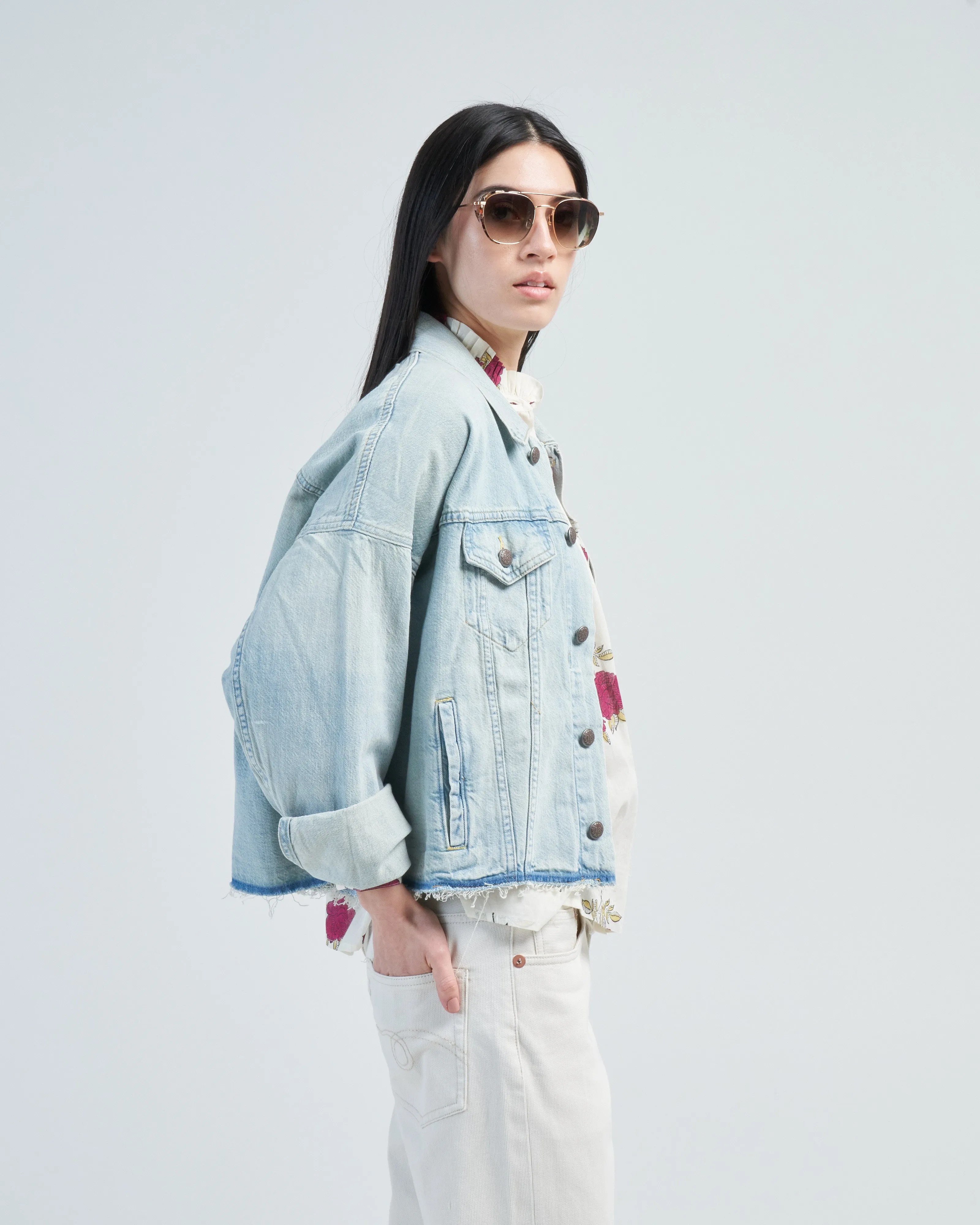 oversized cut-off trucker jacket