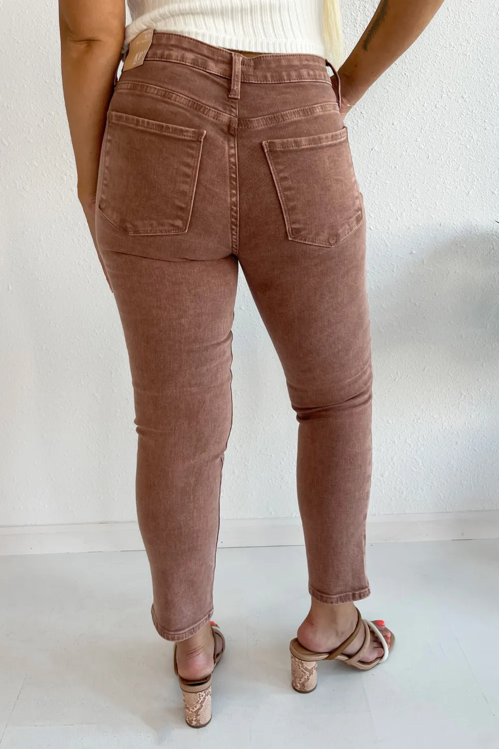 Reese High Rise Ankle Straight Regular Hem