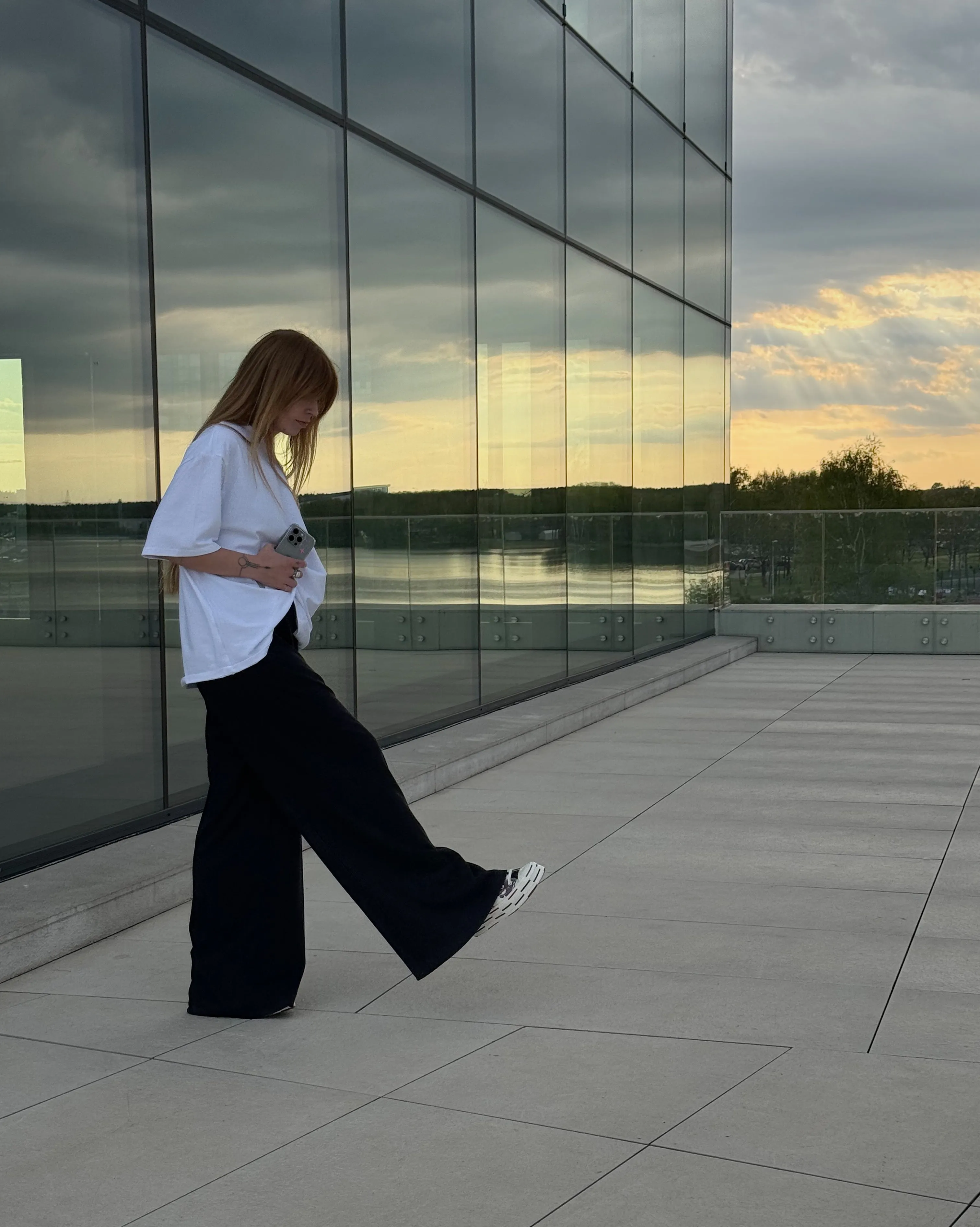 RIBBED RELAXED PANTS in Black