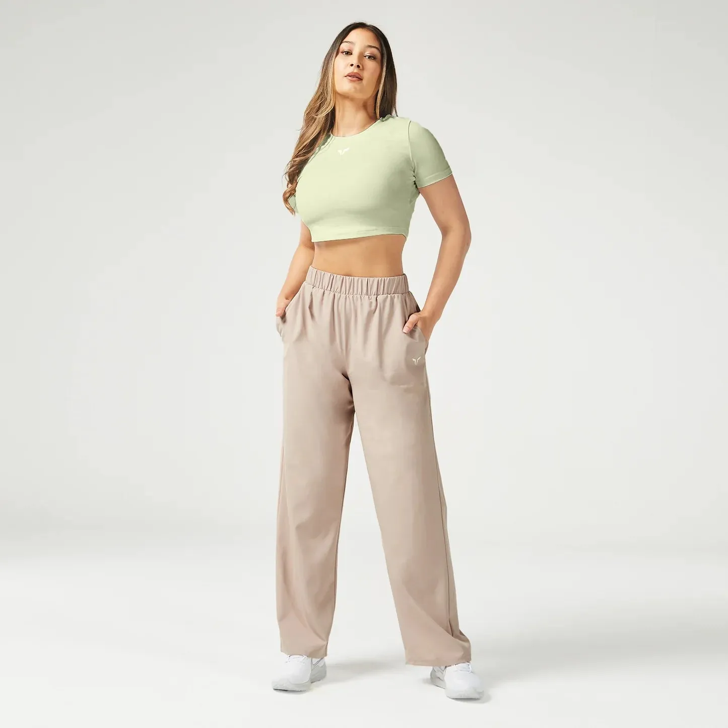 SQUATWOLF ESSENTIAL CROPPED TEE
