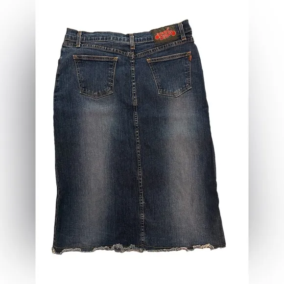 Street Vibes Women's A-Line Denim Raw Edge 90s Midi Skirt, size L