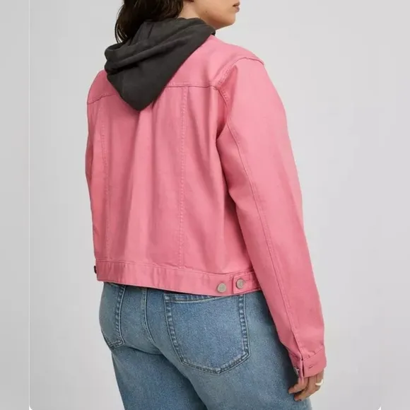 Torrid Vintage Stretch Denim Trucker Jacket Wild Rose Pink 1X